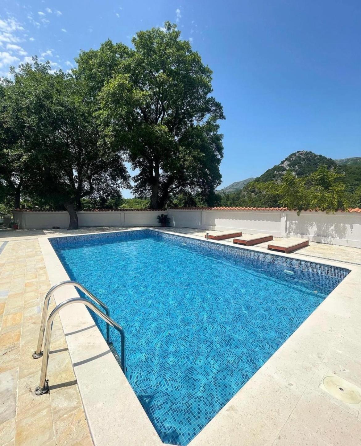 Stars Residence Petrovac Eksteriør billede
