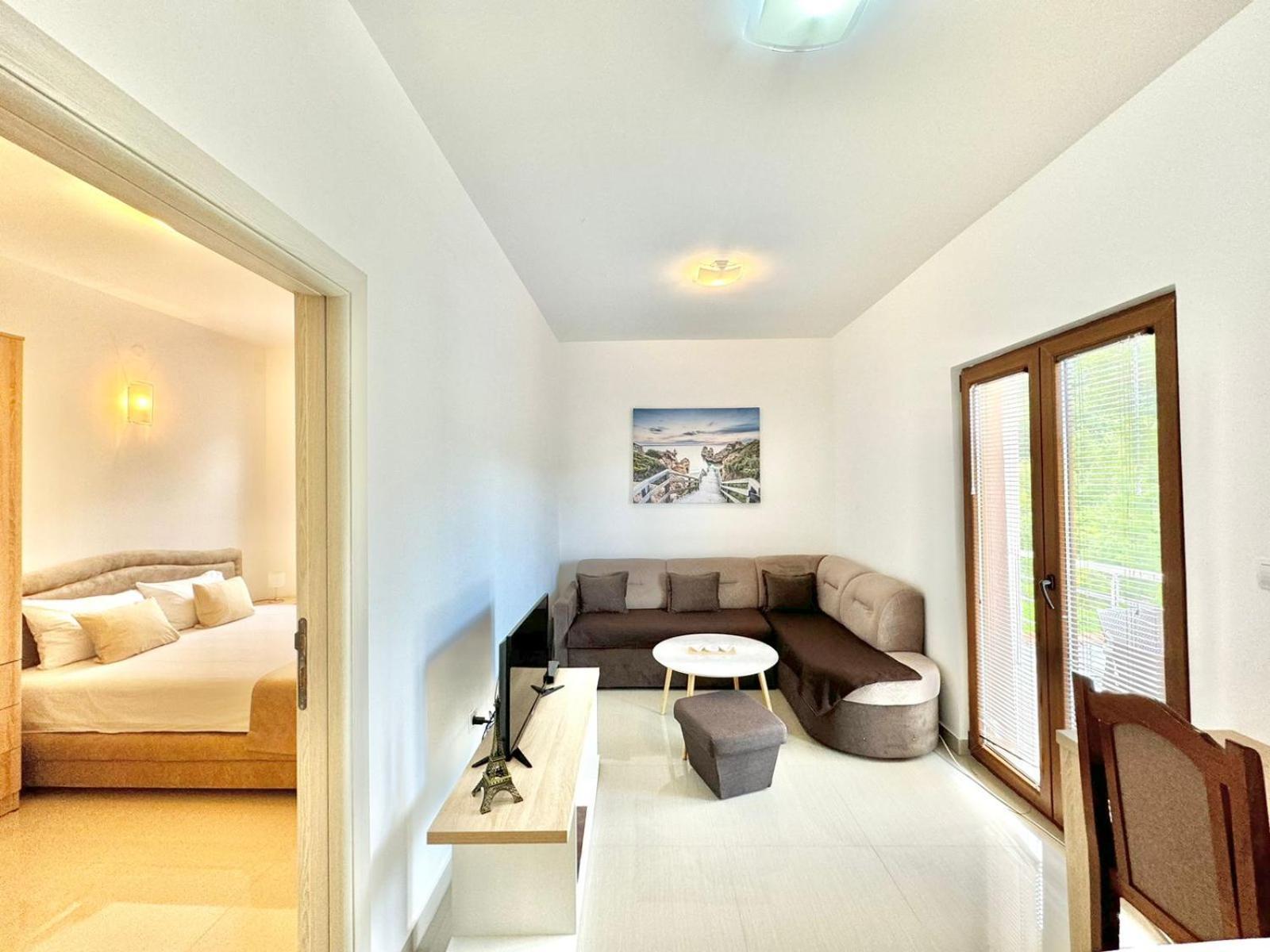 Stars Residence Petrovac Eksteriør billede