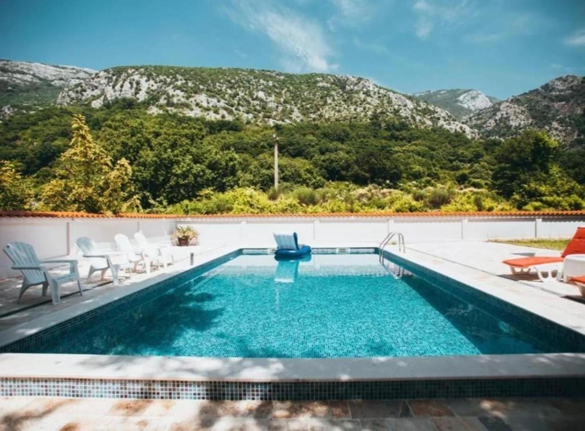 Stars Residence Petrovac Eksteriør billede